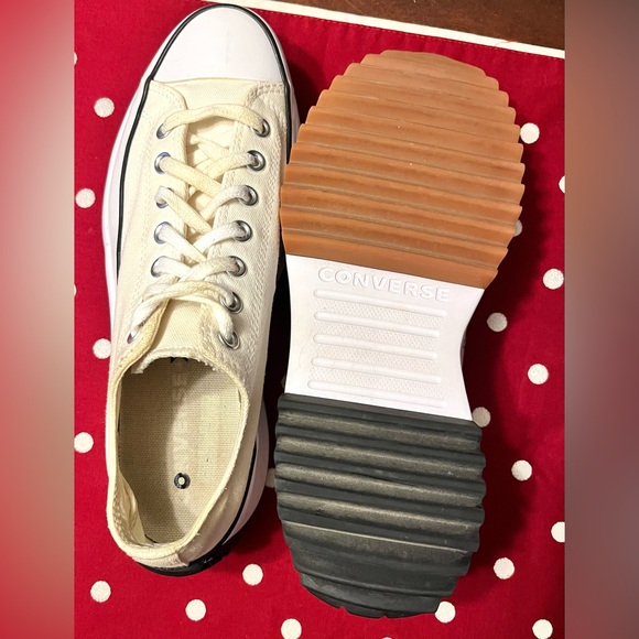 Converse Run Star Hike Low Sneakers "Canvas White and Black" Men 9.5 Women 11 - Picture 4 of 7